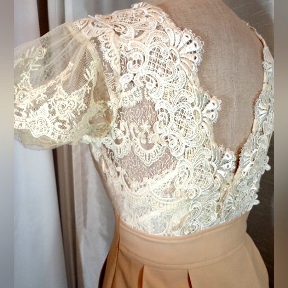 Royal Party Dress, TAG, Mini Ivory Lace Empire Waist, beige Skirt+Camisole, 6 - Picture 10 of 14